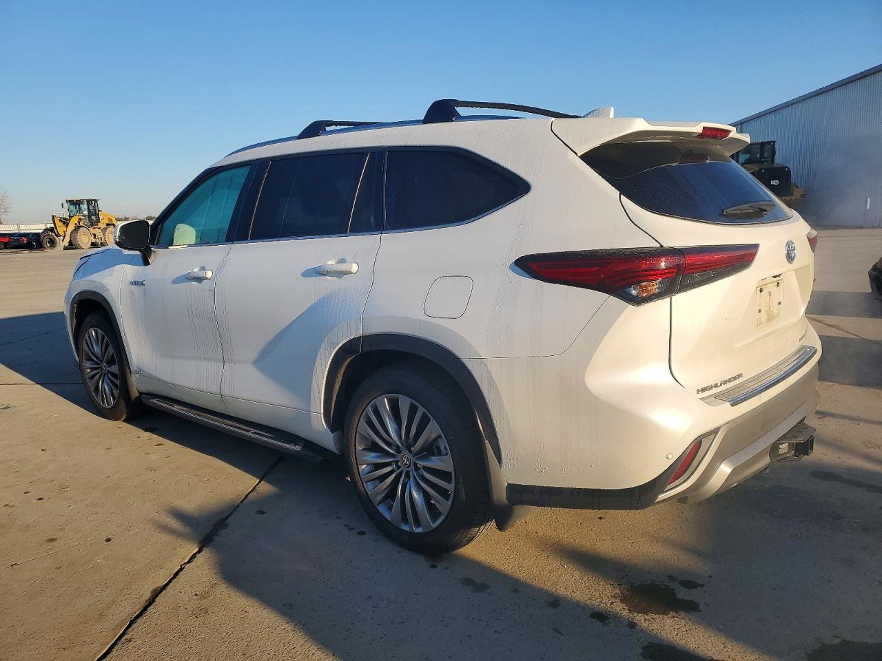 2021 TOYOTA HIGHLANDER HYBRID PLATINUM photo 2