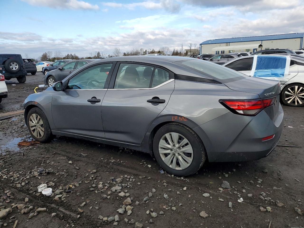 2024 NISSAN SENTRA S photo 4