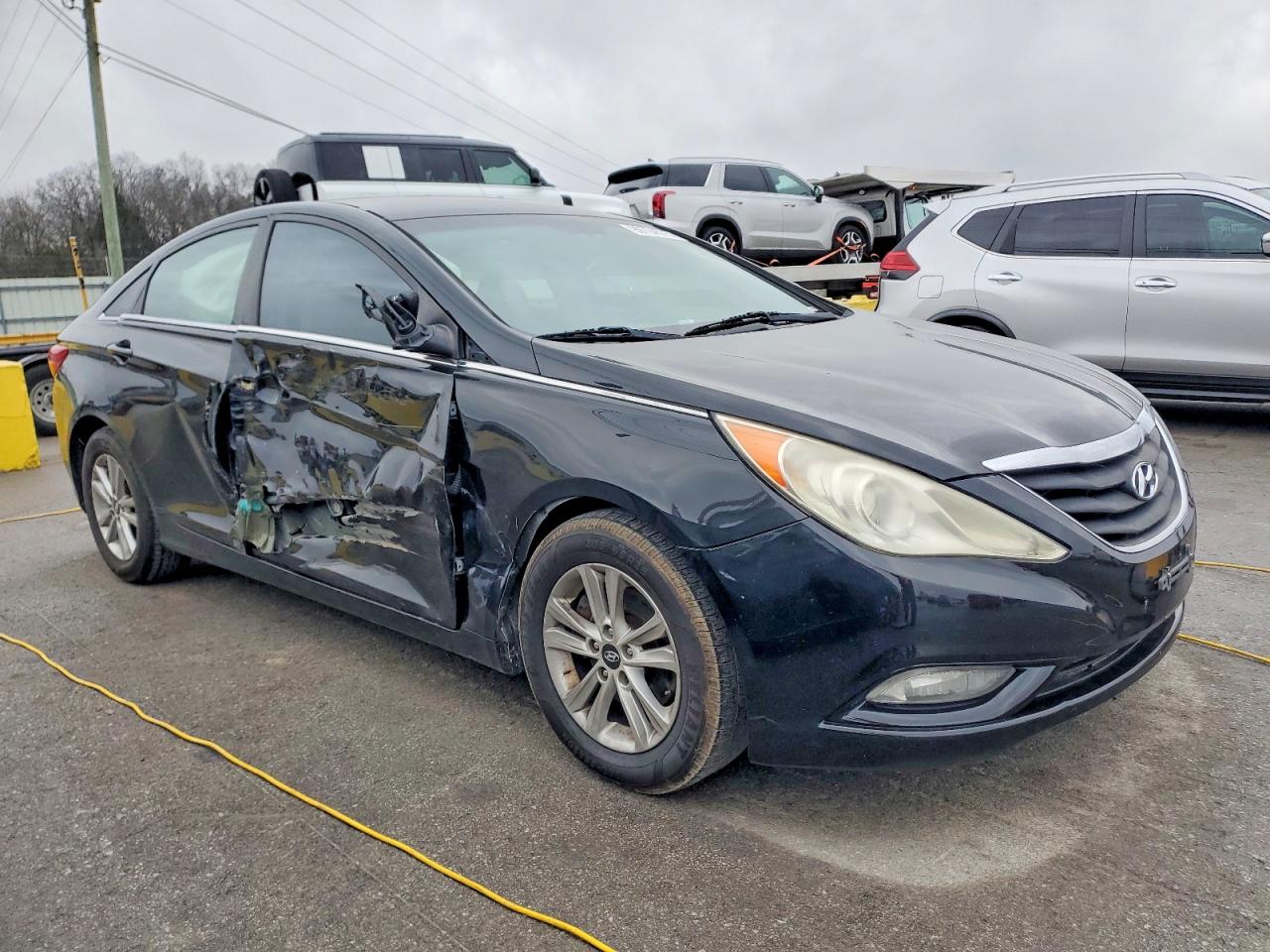 2013 HYUNDAI SONATA GLS photo 4