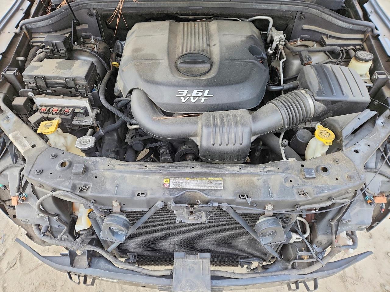 2013 DODGE DURANGO SXT photo 11