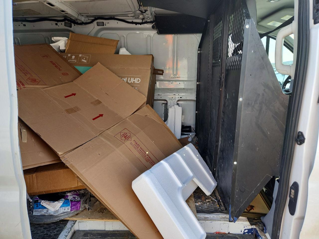 2017 FORD TRANSIT T-150 photo 10