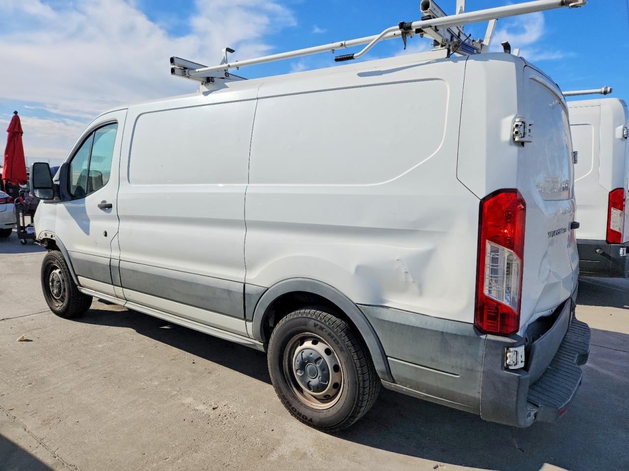 2017 FORD TRANSIT T-150 photo 2