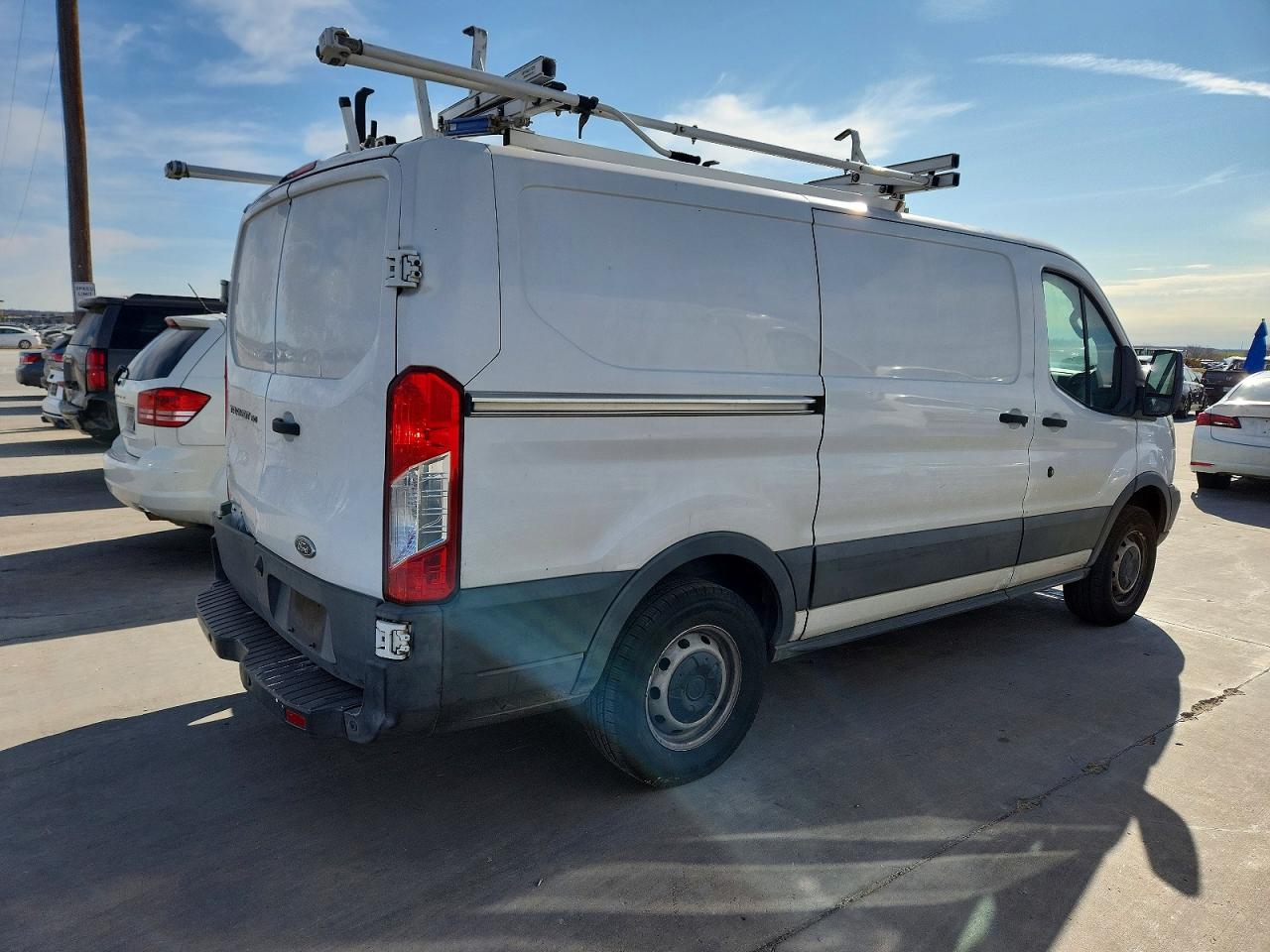 2017 FORD TRANSIT T-150 photo 3
