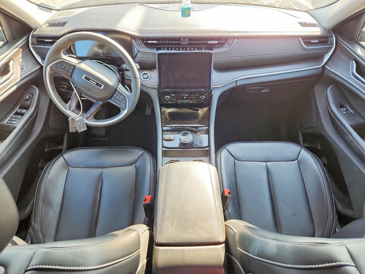 2024 JEEP GRAND CHEROKEE LIMITED photo 8