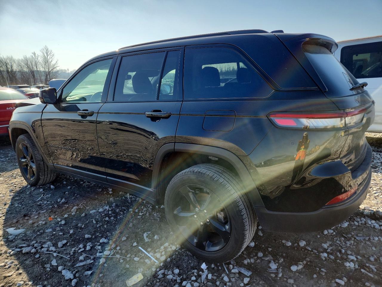 2024 JEEP GRAND CHEROKEE LIMITED photo 2