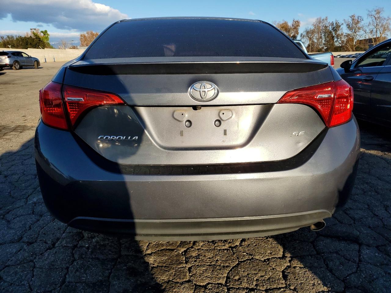 2017 TOYOTA COROLLA L photo 6