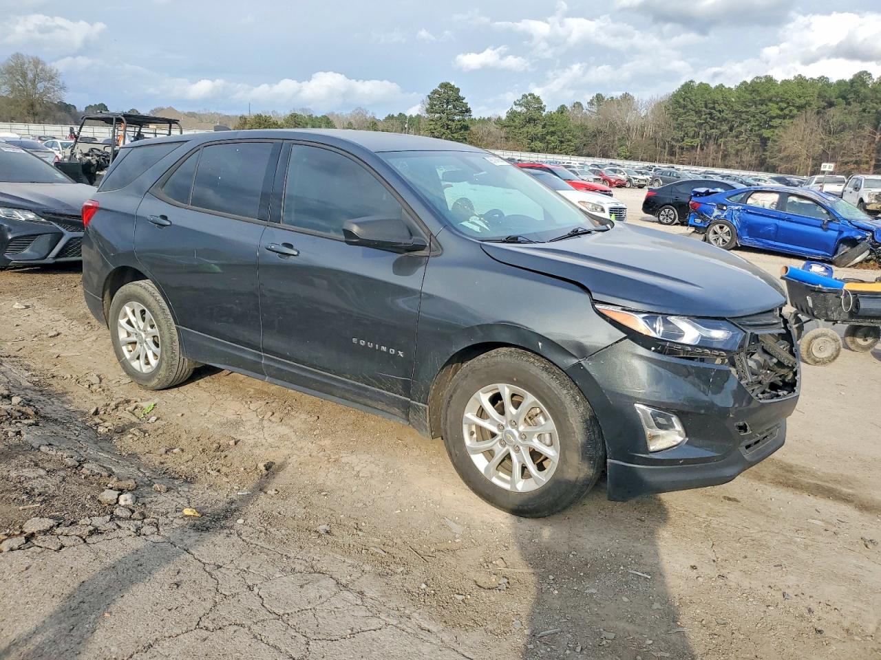 2018 CHEVROLET EQUINOX LS photo 4