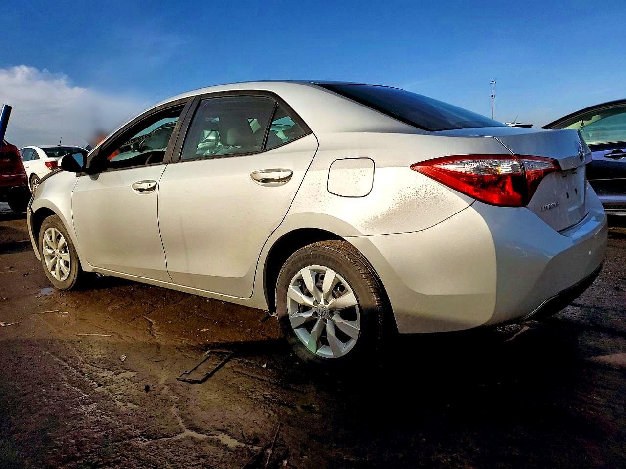 2016 TOYOTA COROLLA L photo 2