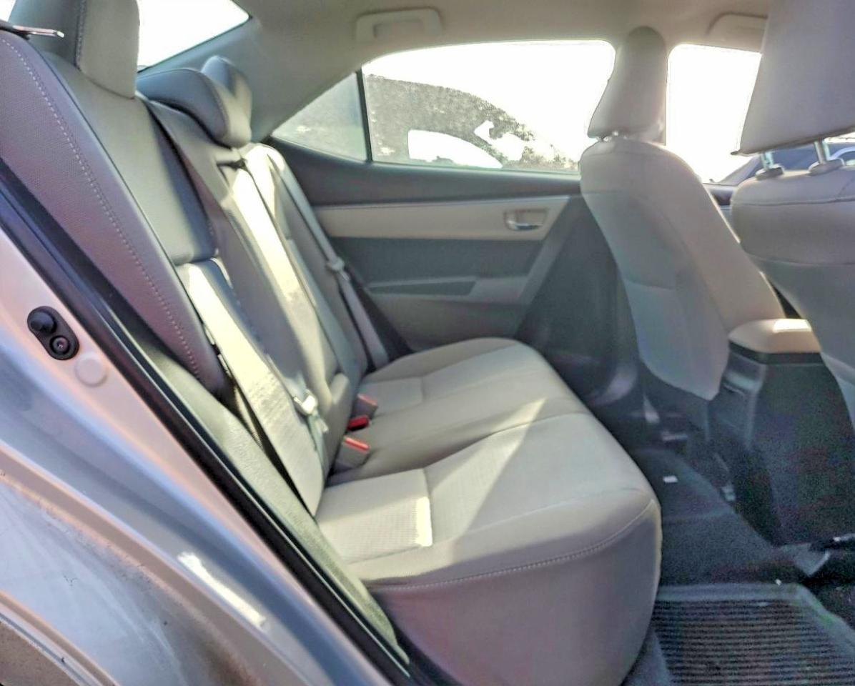 2016 TOYOTA COROLLA L photo 10
