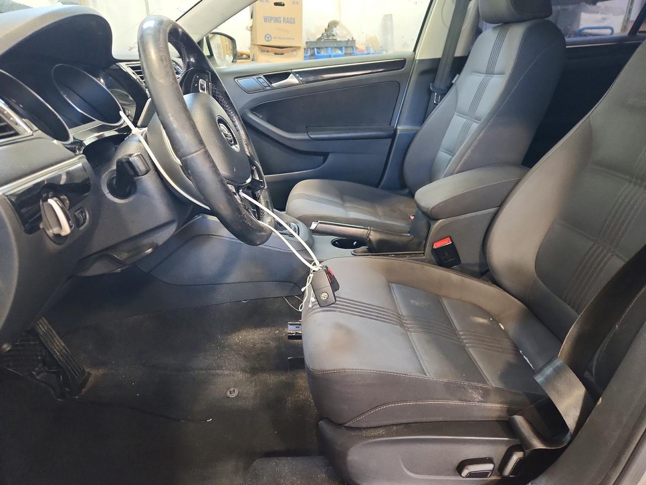 2017 VOLKSWAGEN JETTA SE photo 7