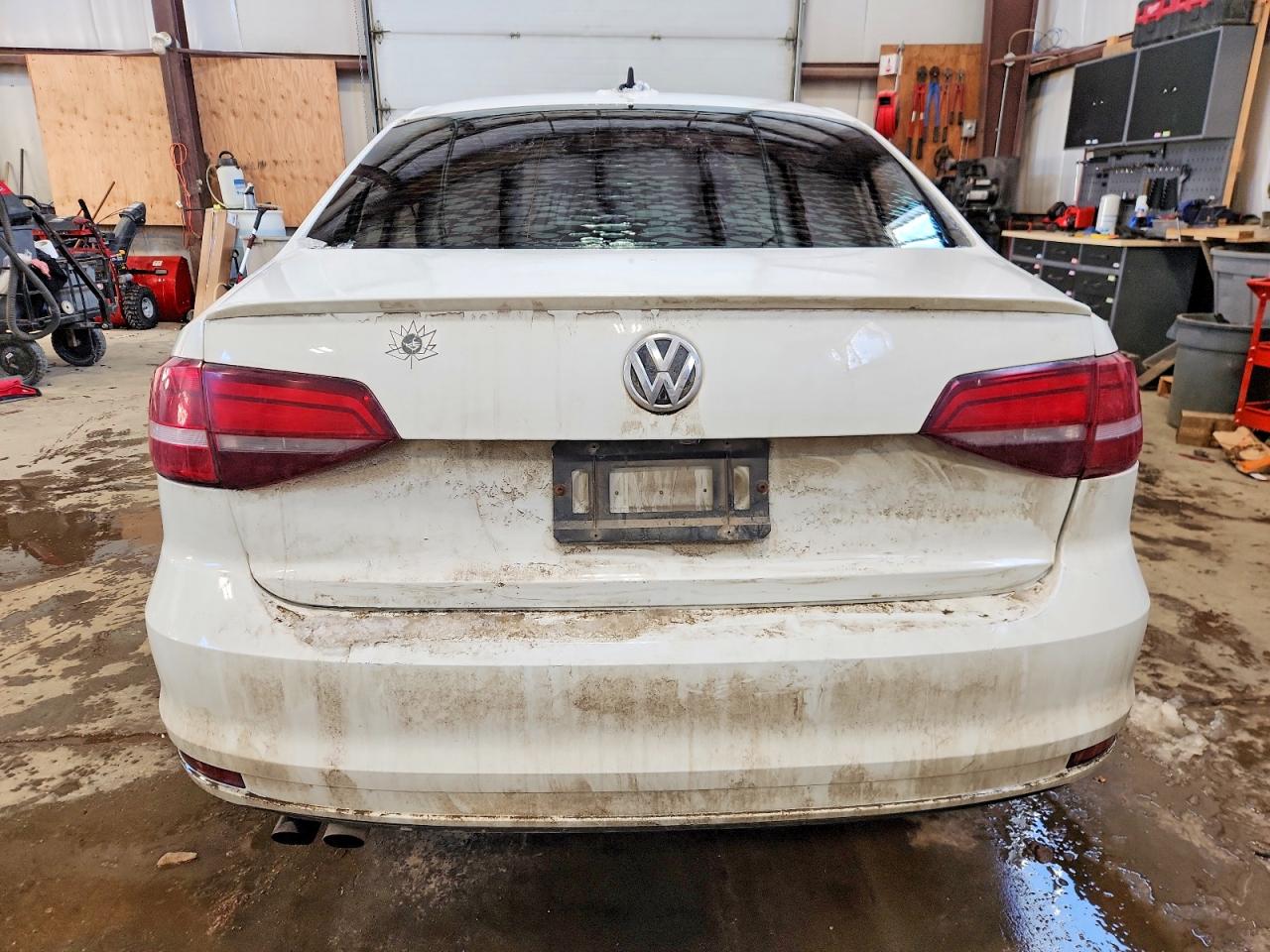 2017 VOLKSWAGEN JETTA SE photo 6