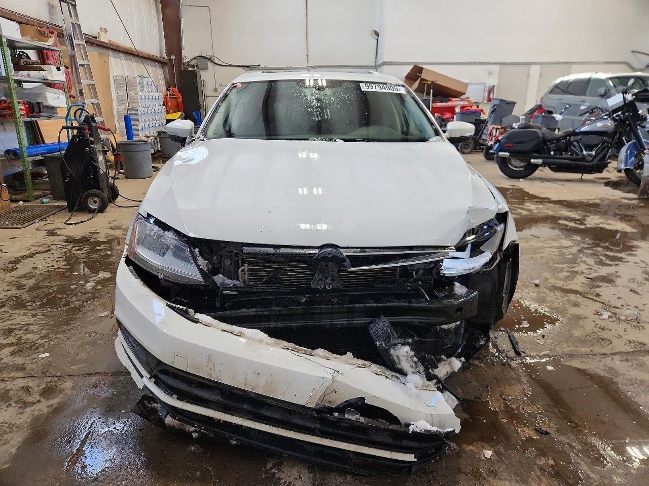 2017 VOLKSWAGEN JETTA SE photo 5