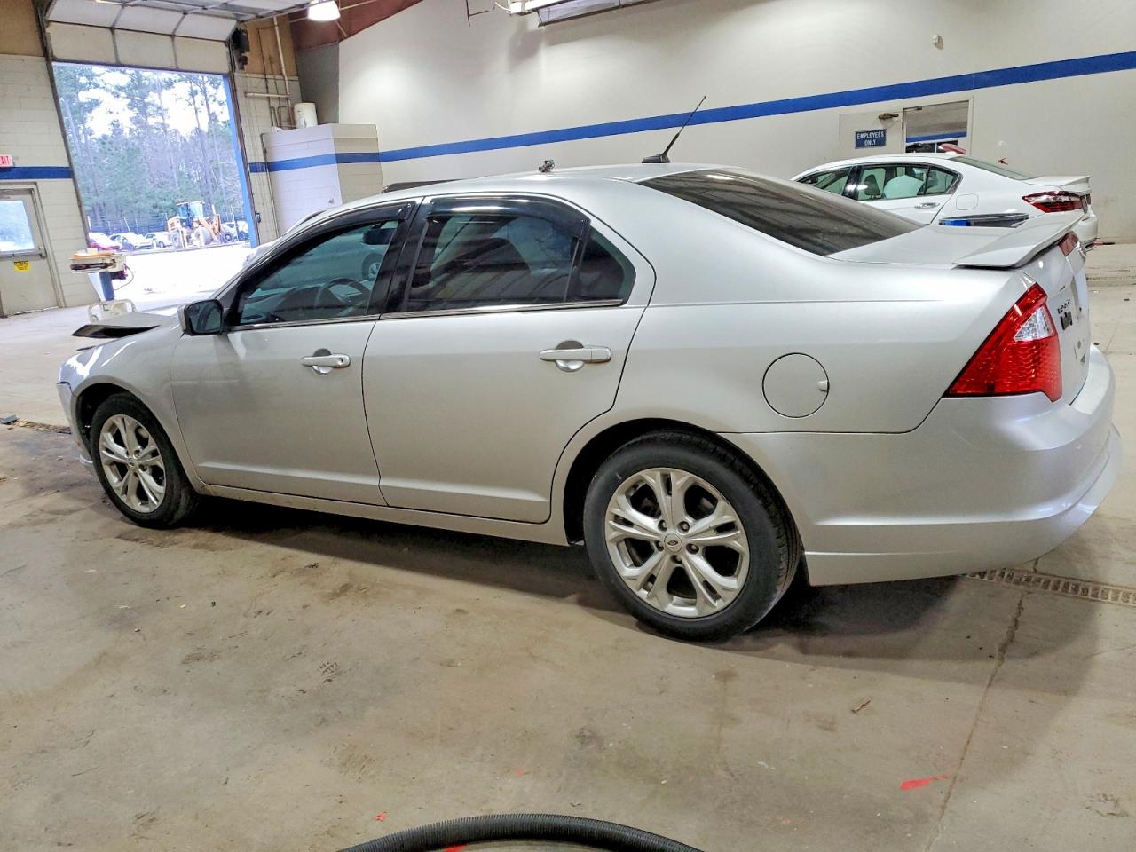 2012 FORD FUSION SE photo 2
