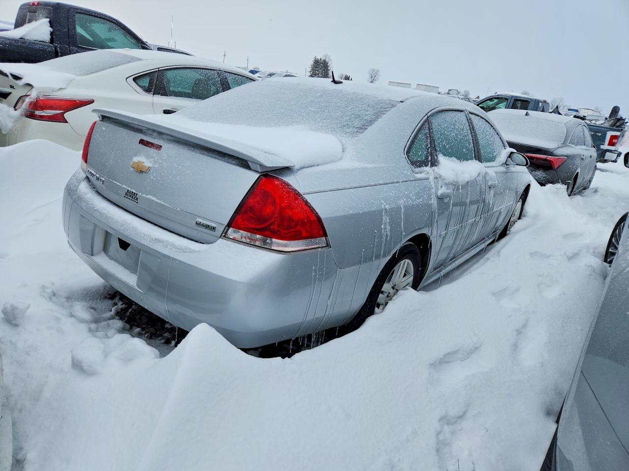 2013 CHEVROLET IMPALA LT photo 3