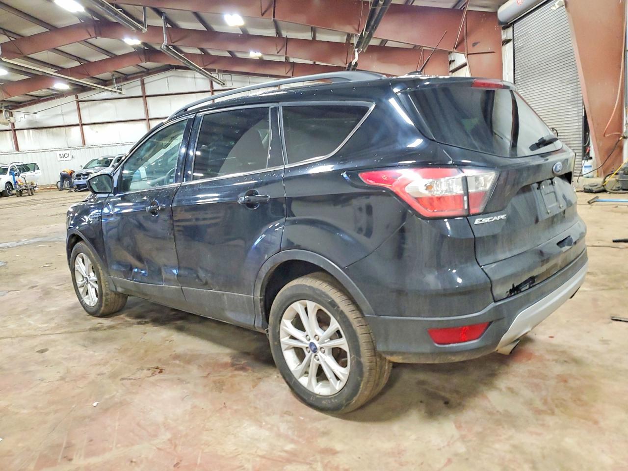 2018 FORD ESCAPE SE photo 2