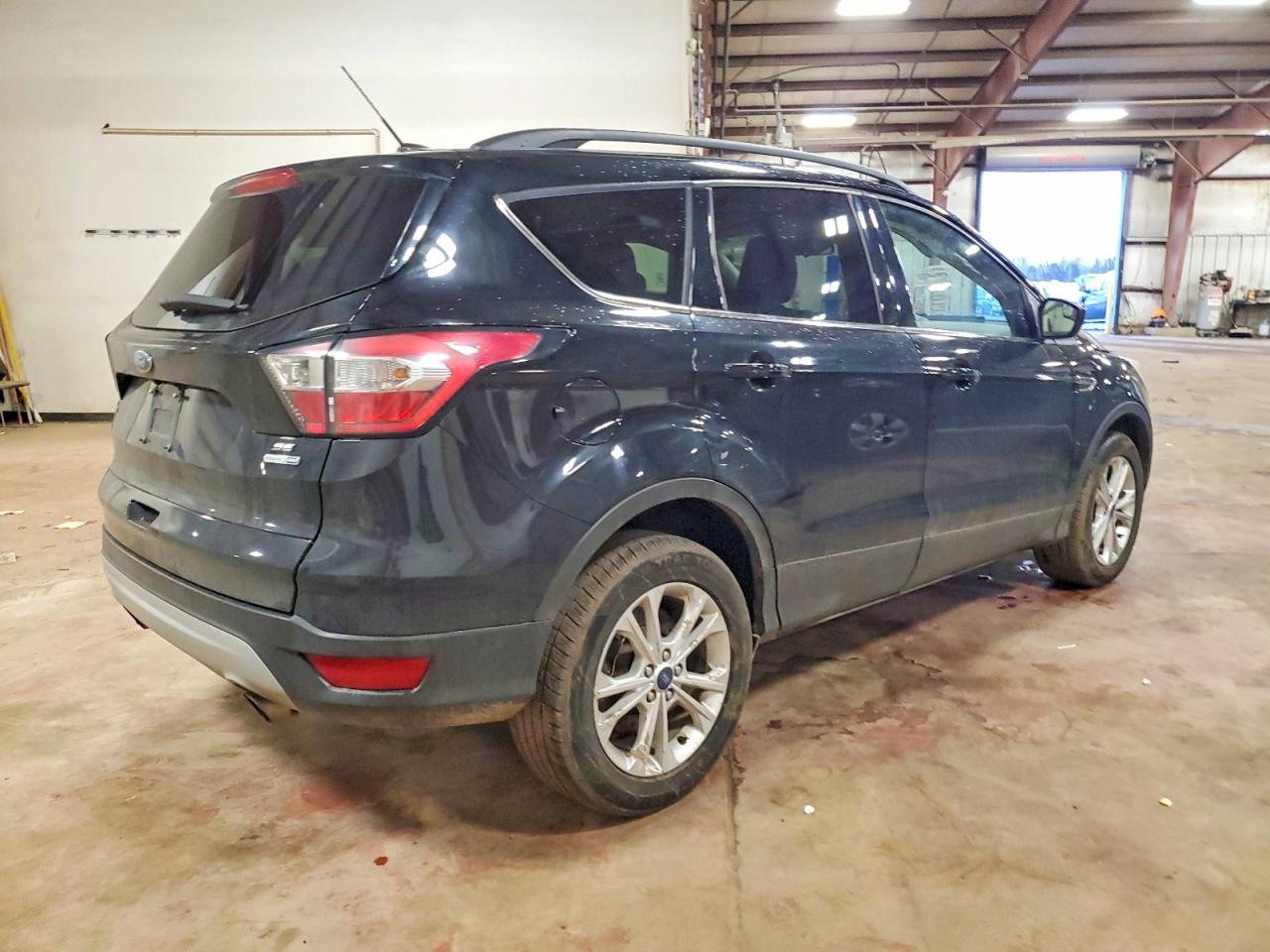2018 FORD ESCAPE SE photo 3