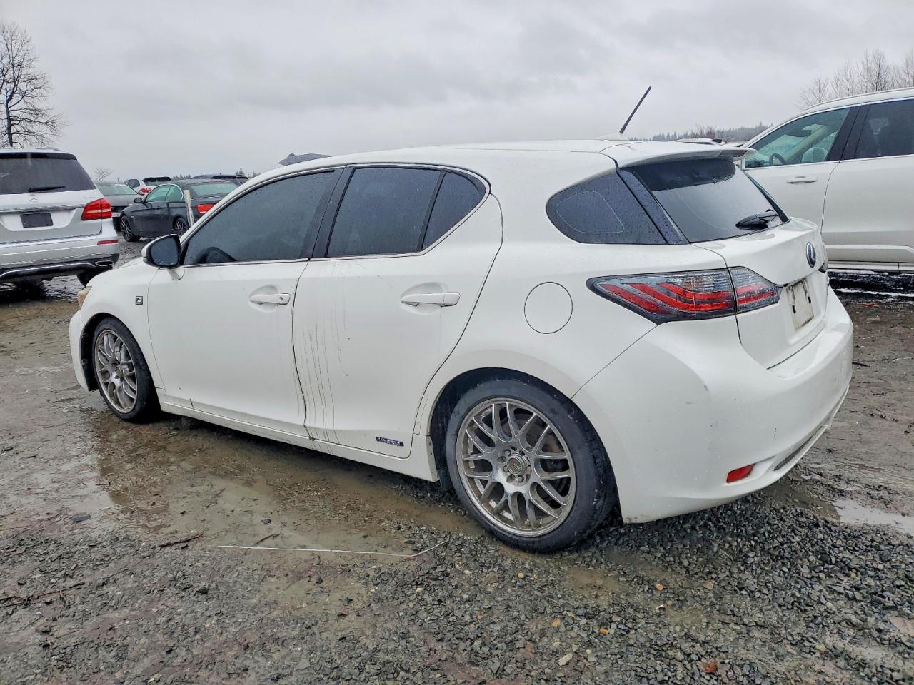 2012 LEXUS CT 200 photo 2