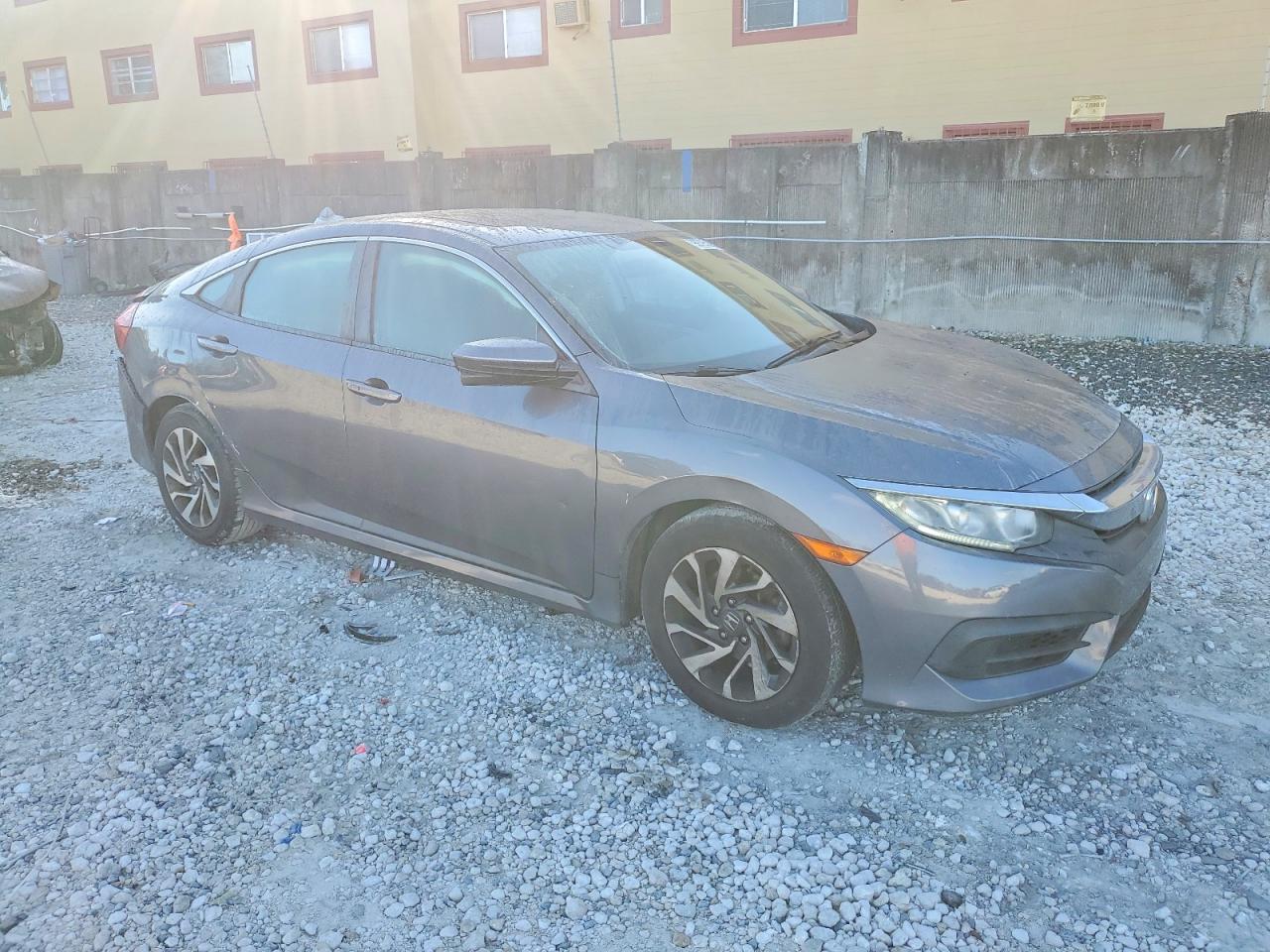 2016 HONDA CIVIC EX photo 4