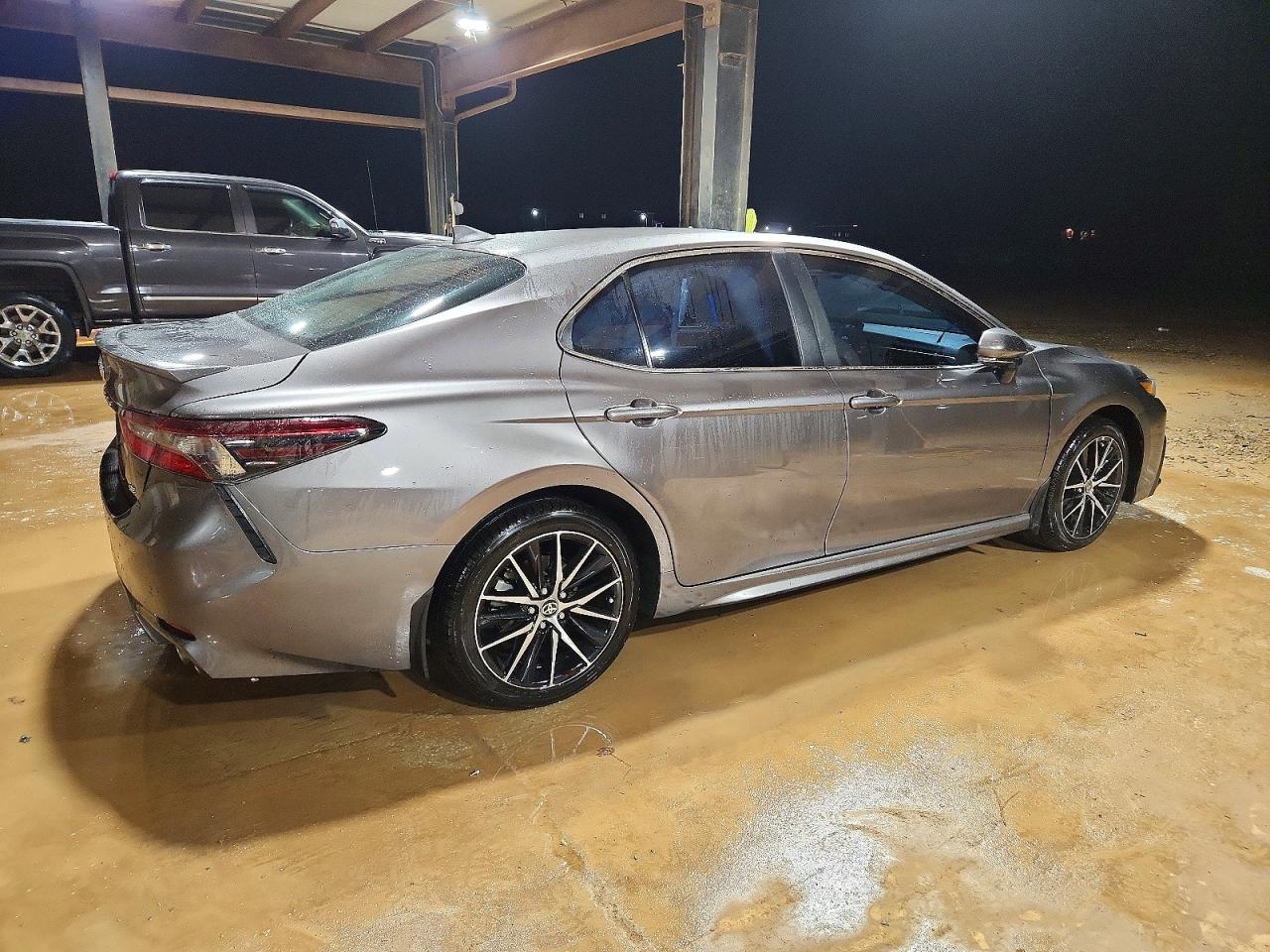 2024 TOYOTA CAMRY SE NIGHT SHADE photo 5