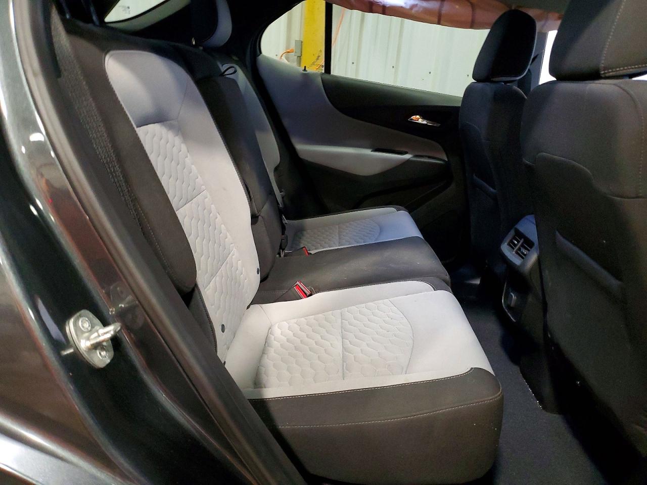 2018 CHEVROLET EQUINOX LT photo 11