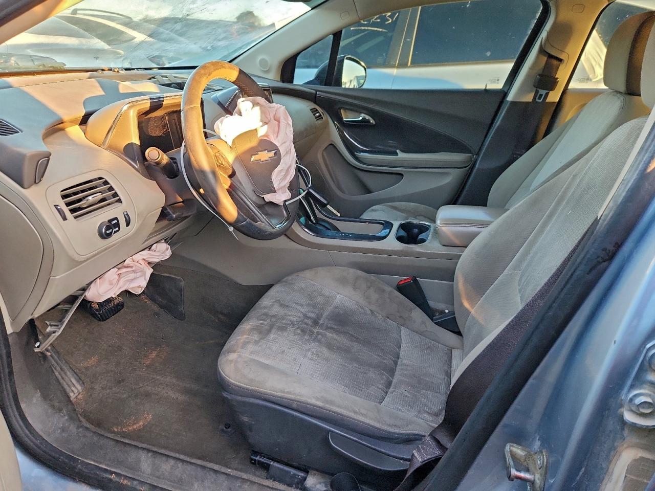 2013 CHEVROLET VOLT photo 7