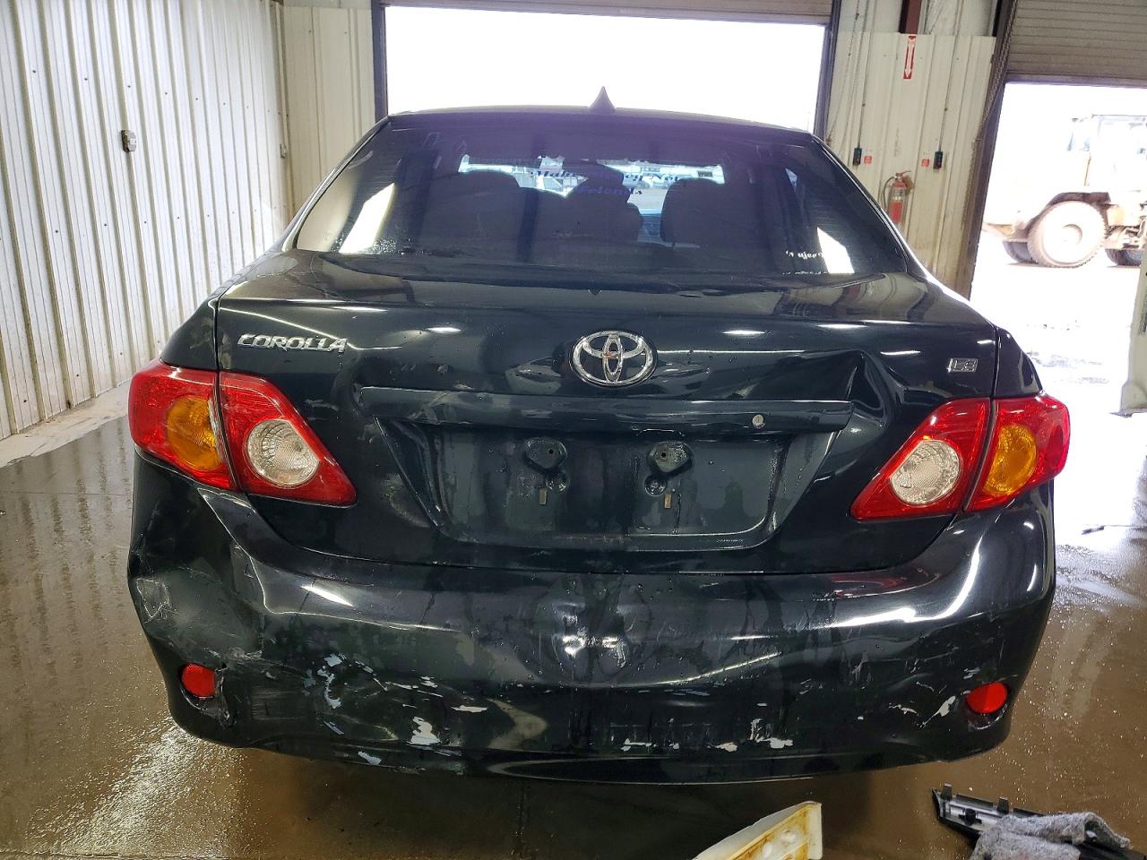 2009 TOYOTA COROLLA photo 6