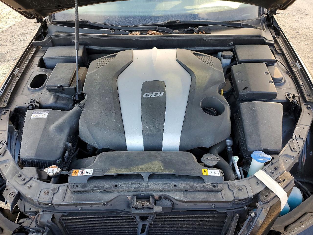 2012 HYUNDAI GENESIS 3.8L photo 11