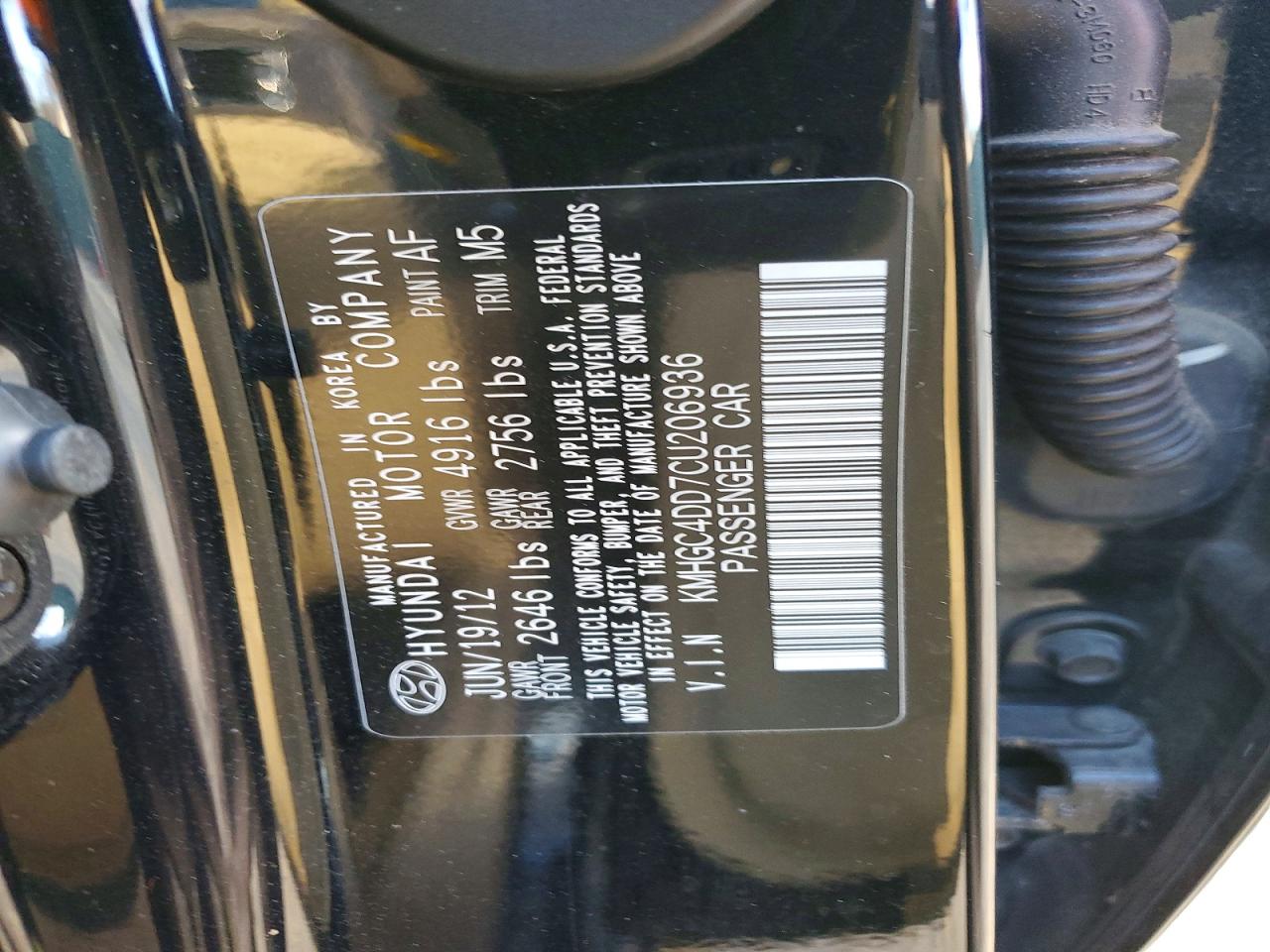 2012 HYUNDAI GENESIS 3.8L photo 12