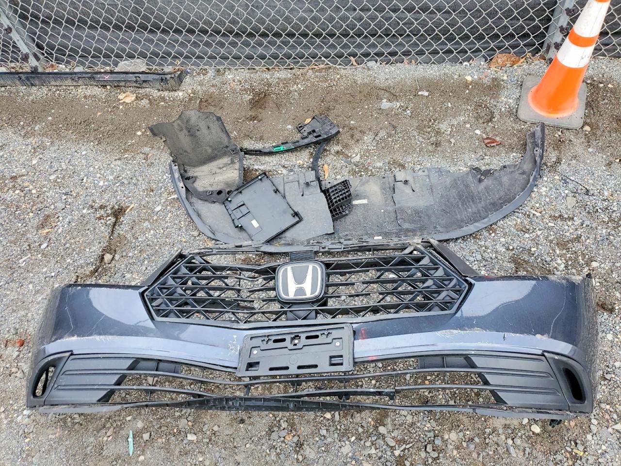 2024 HONDA ACCORD LX photo 12