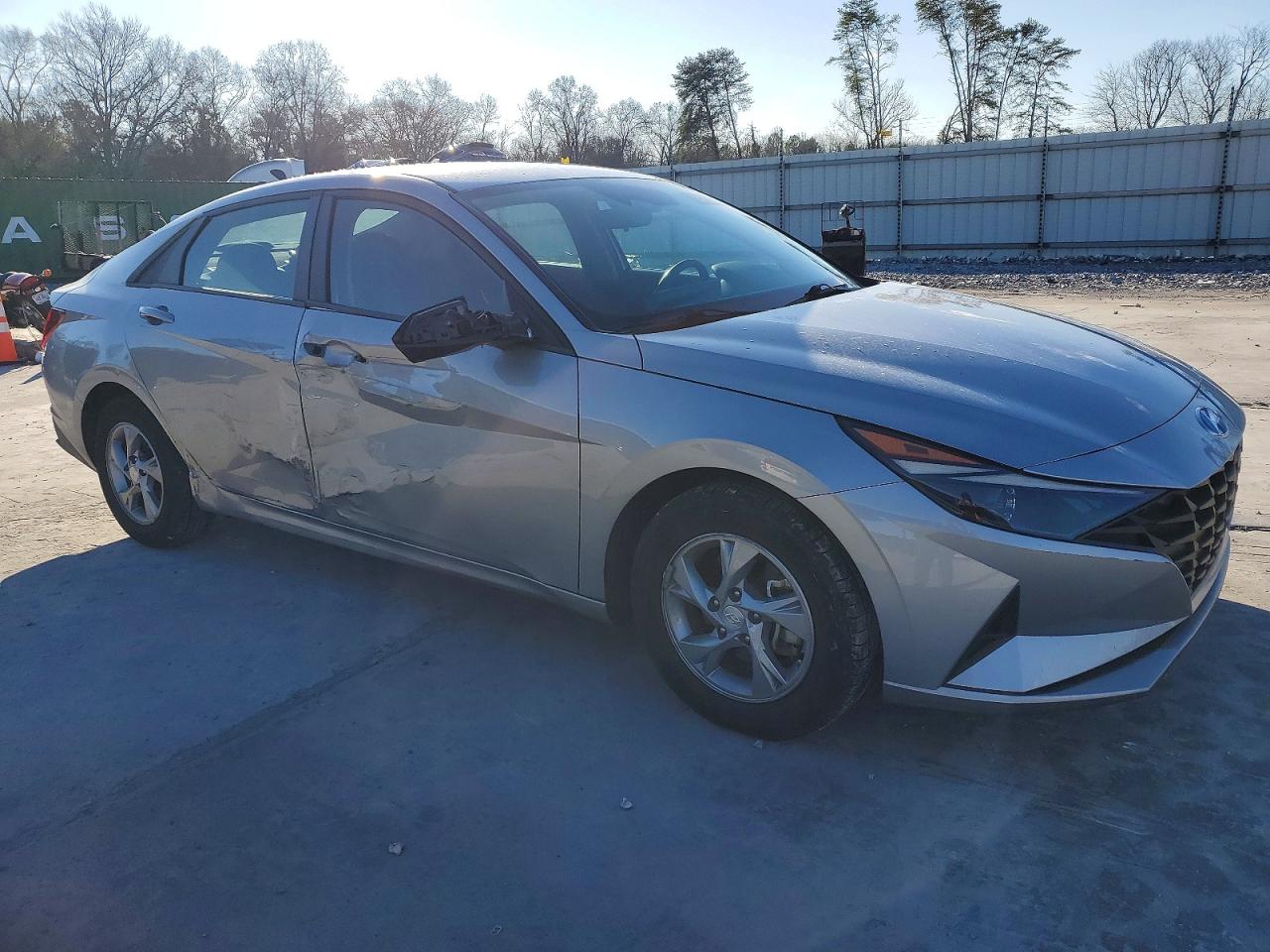 2023 HYUNDAI ELANTRA SE photo 4