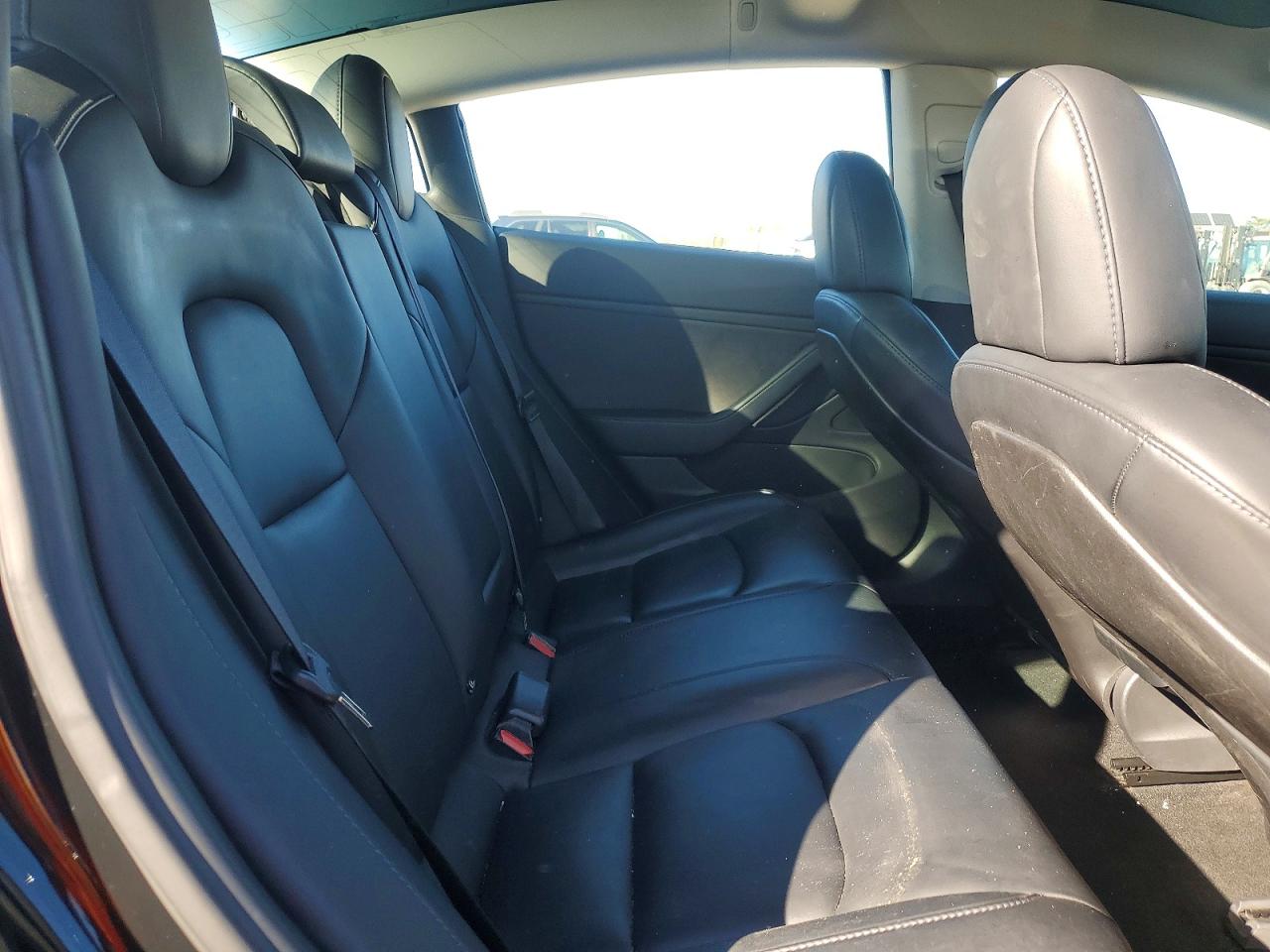 2018 TESLA MODEL 3 photo 10