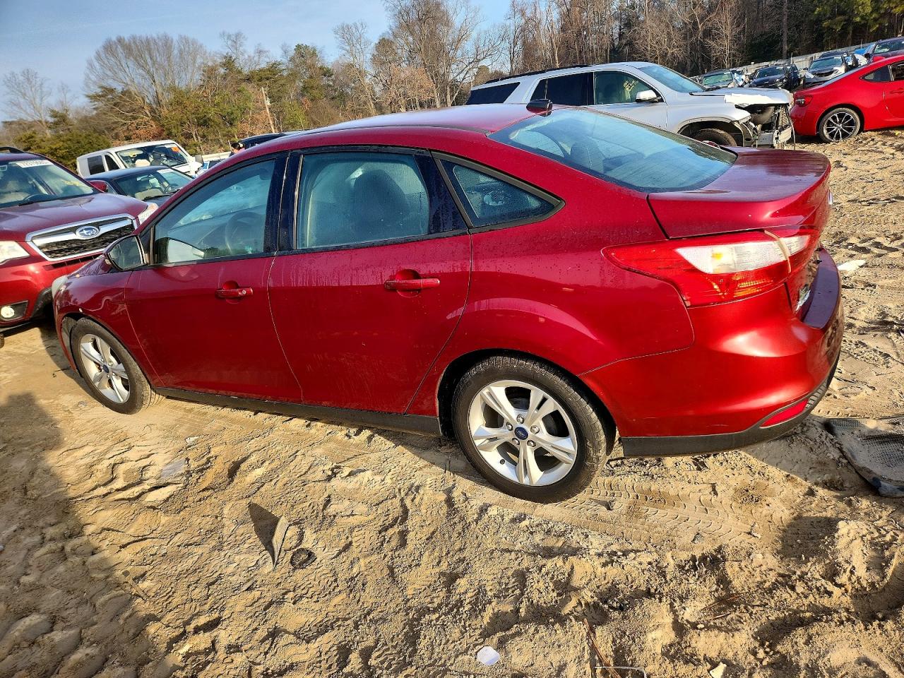 2014 FORD FOCUS SE photo 2