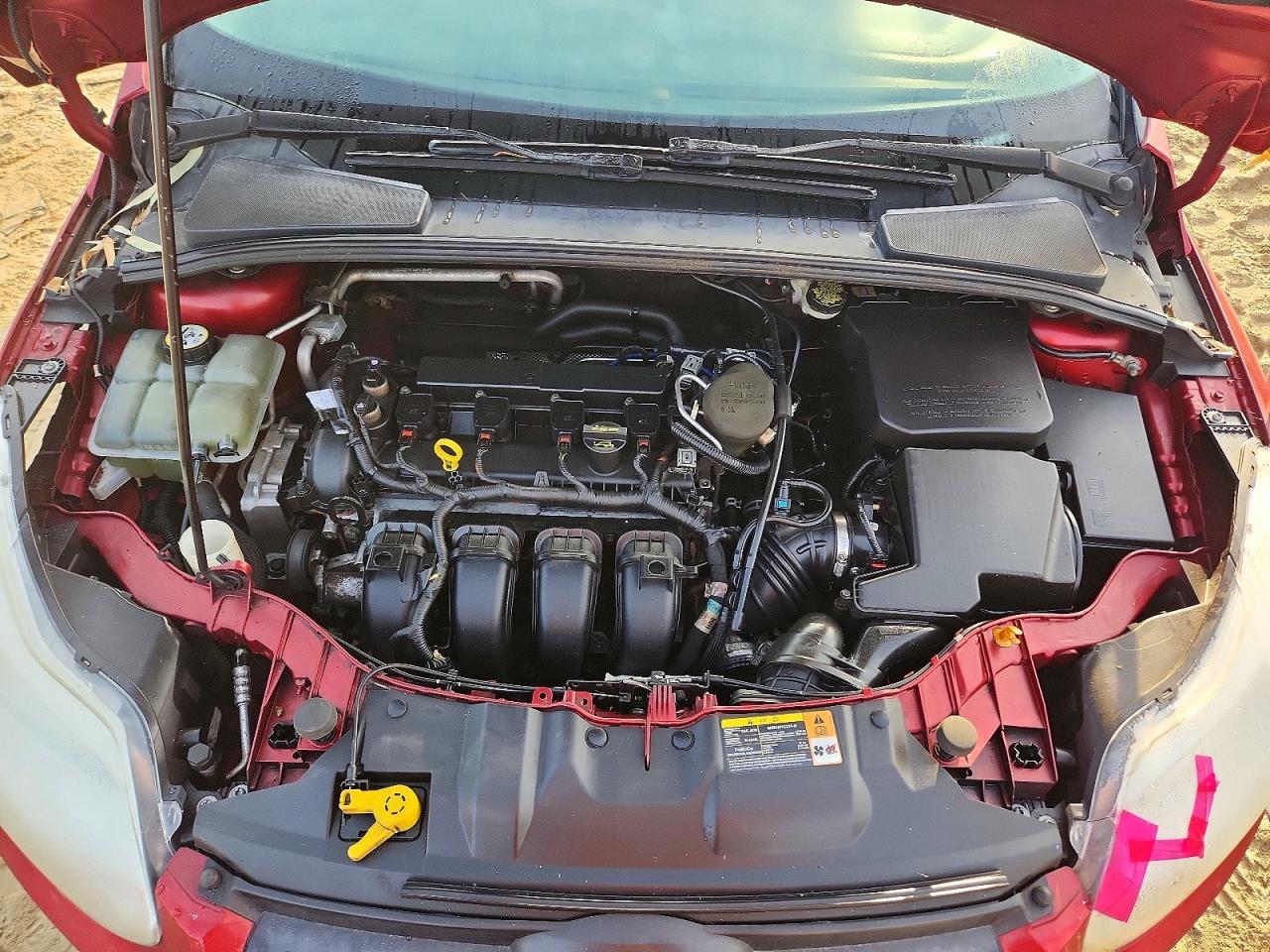2014 FORD FOCUS SE photo 11