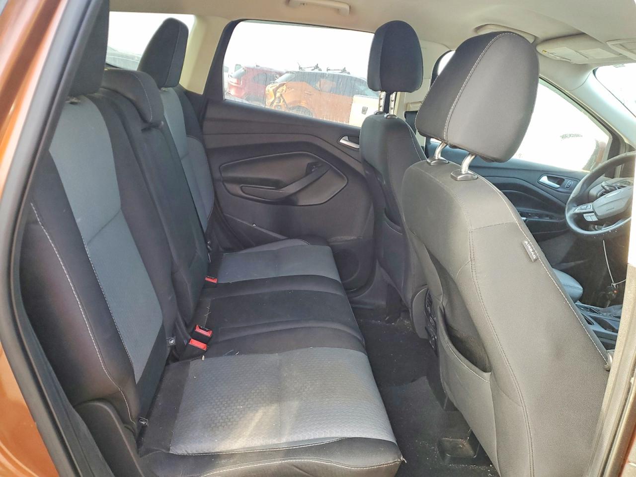 2017 FORD ESCAPE SE photo 11
