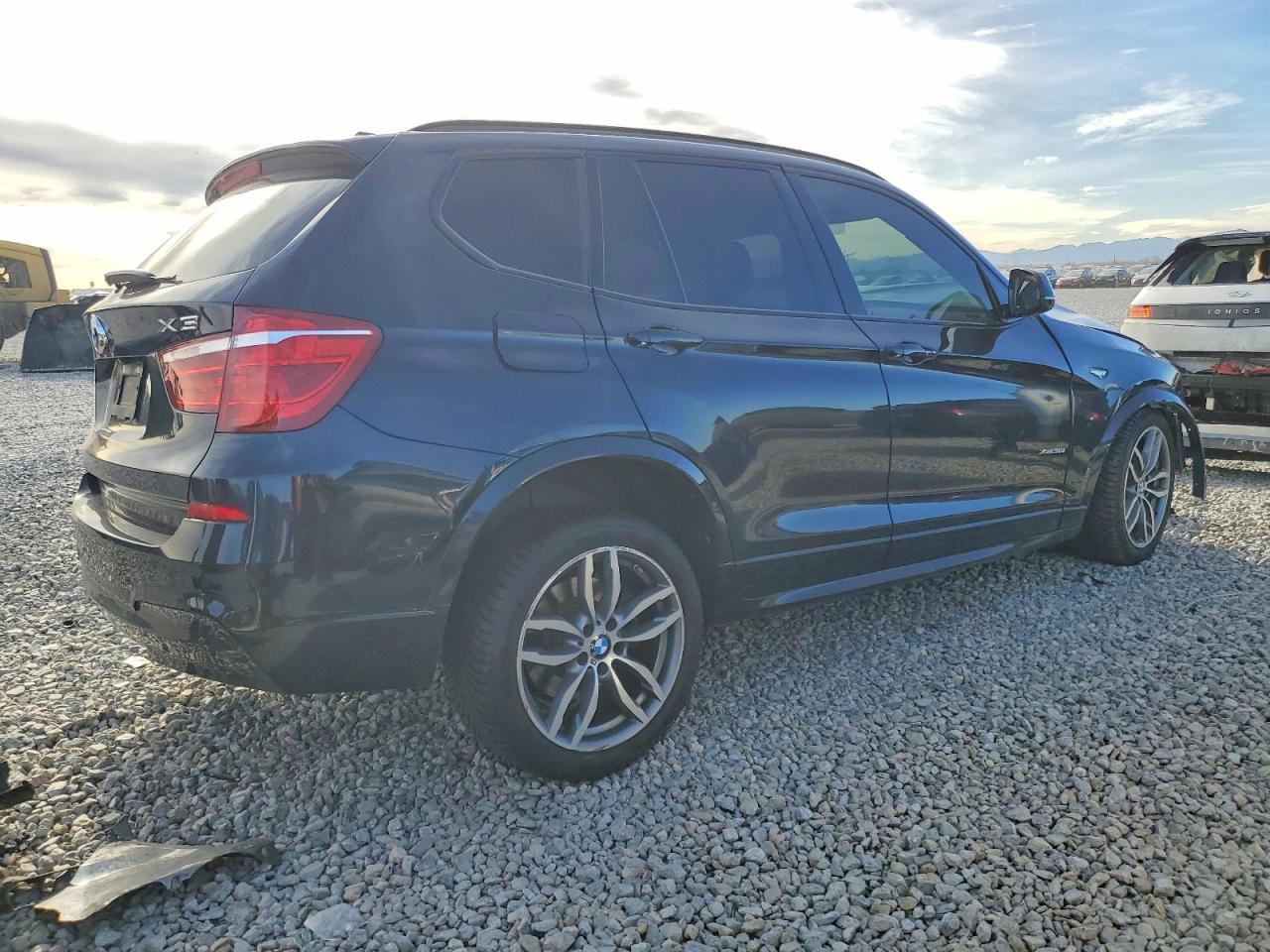 2015 BMW X3 XDRIVE35I photo 3