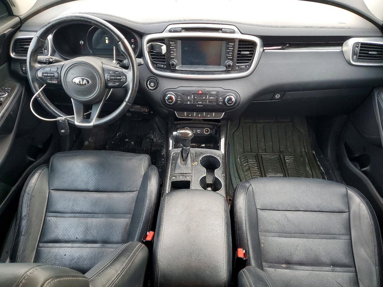 2017 KIA SORENTO EX photo 8