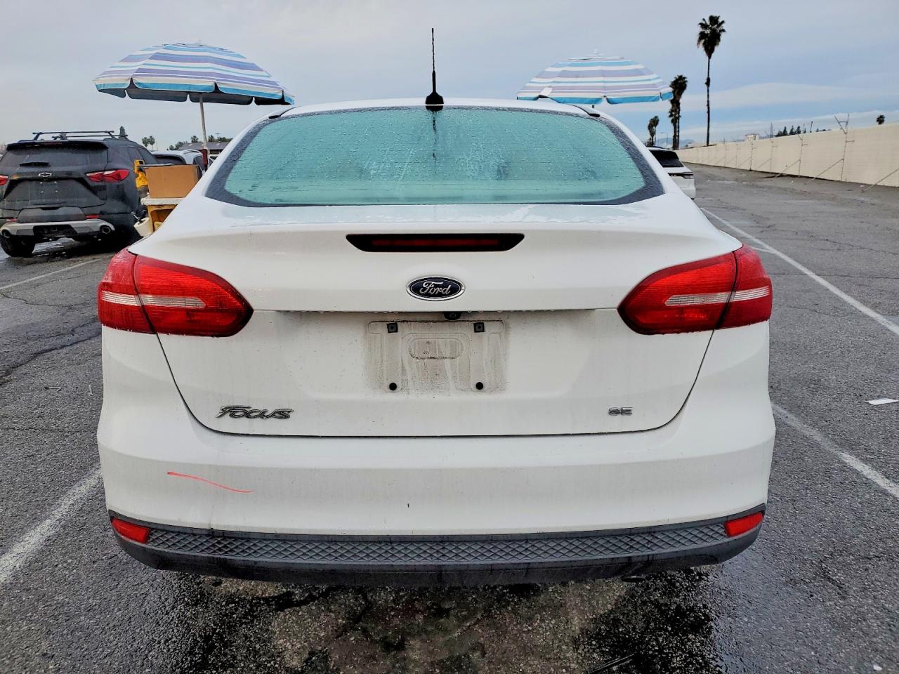 2015 FORD FOCUS SE photo 6