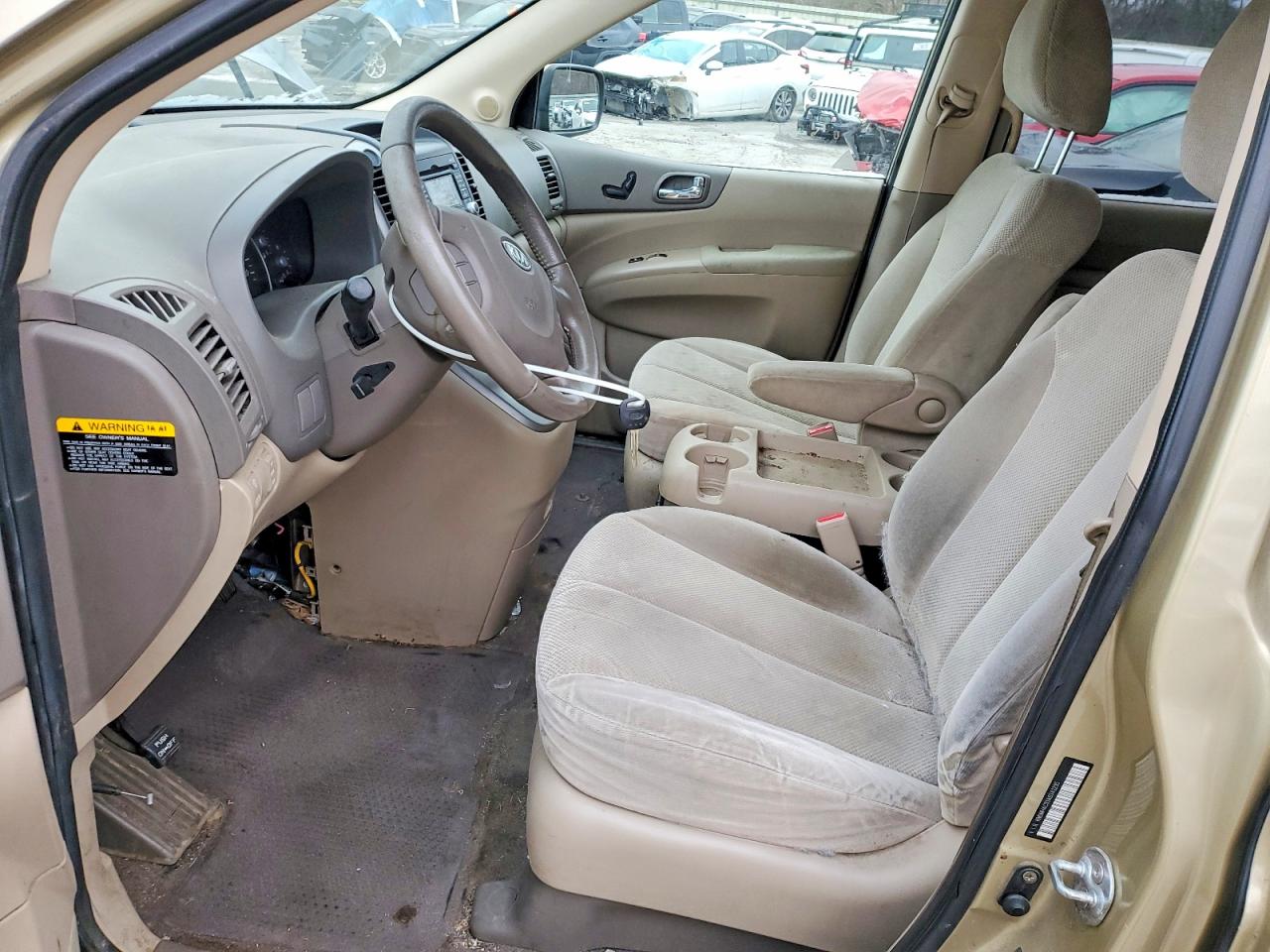 2010 KIA SEDONA EX photo 13