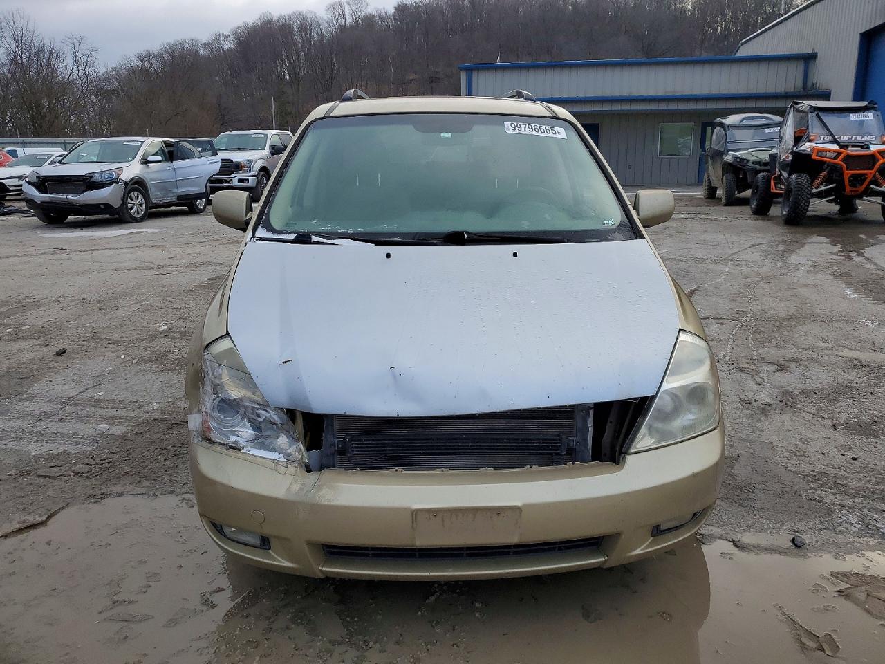 2010 KIA SEDONA EX photo 9