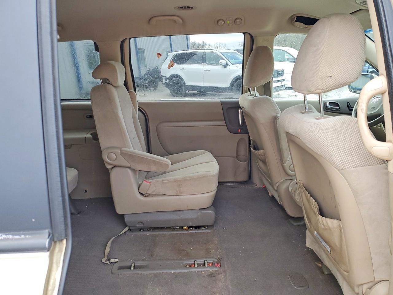 2010 KIA SEDONA EX photo 21
