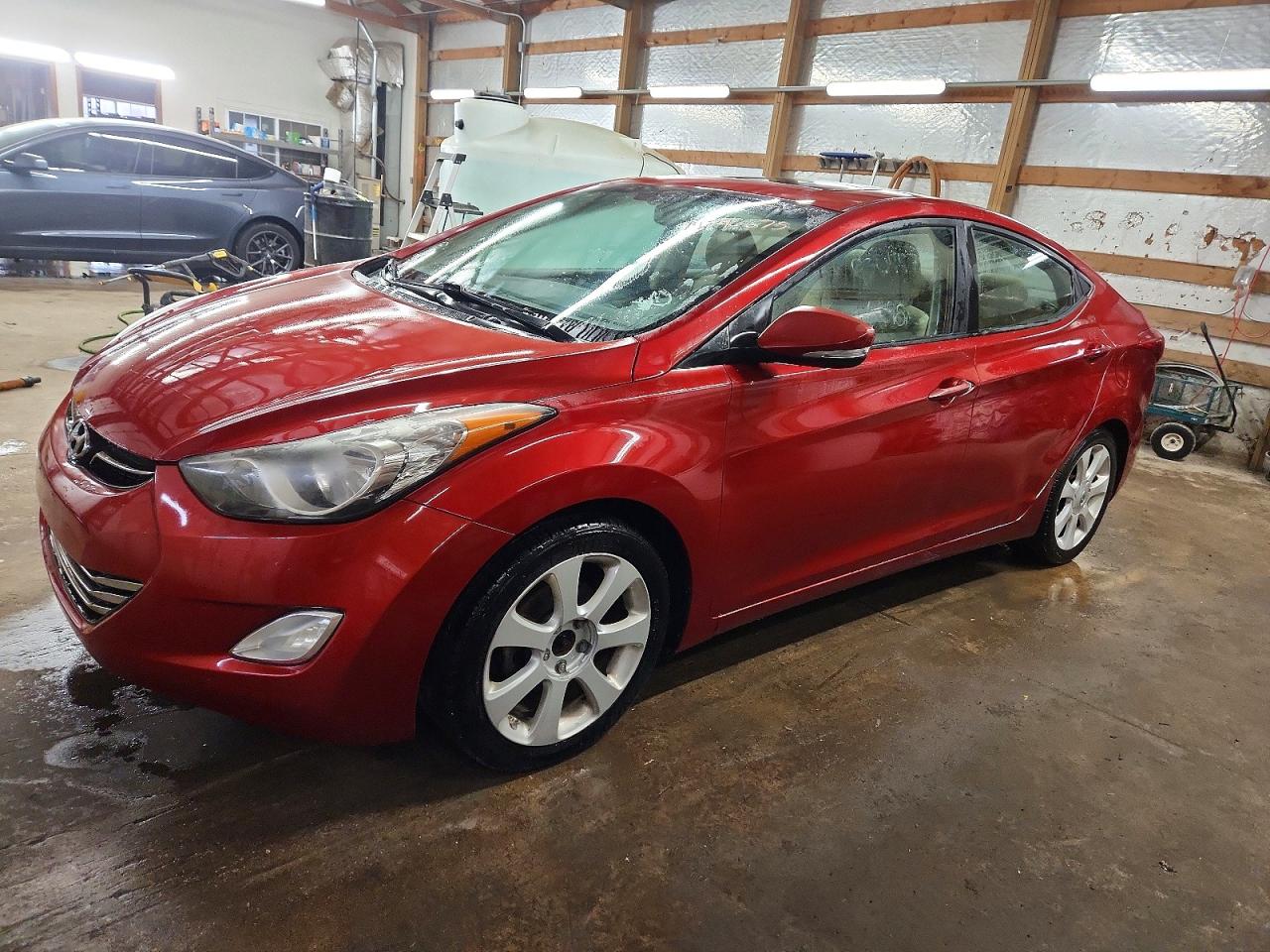 2013 HYUNDAI ELANTRA