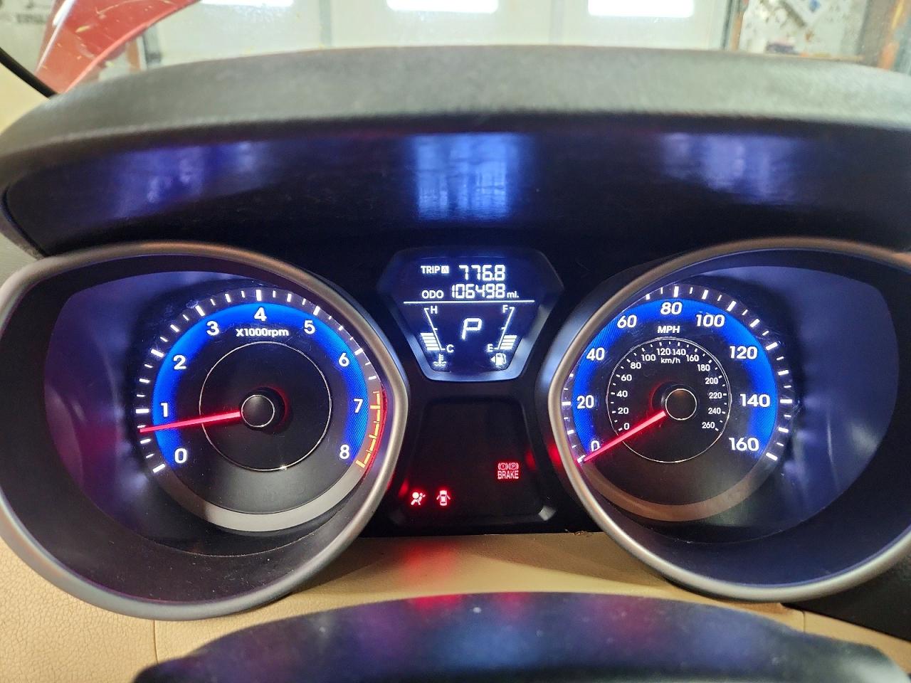2013 HYUNDAI ELANTRA GLS photo 9