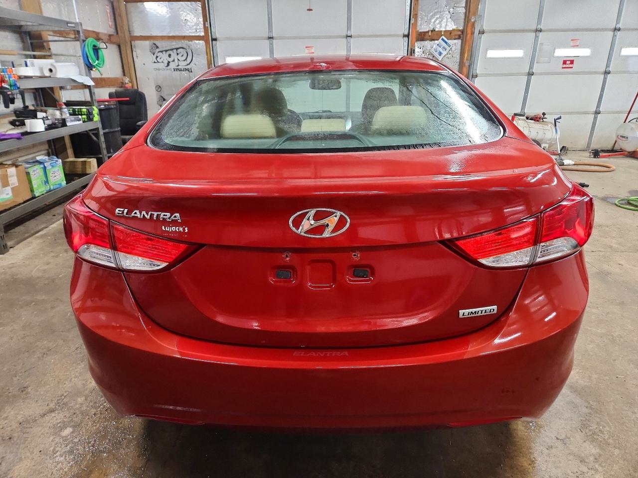 2013 HYUNDAI ELANTRA GLS photo 6