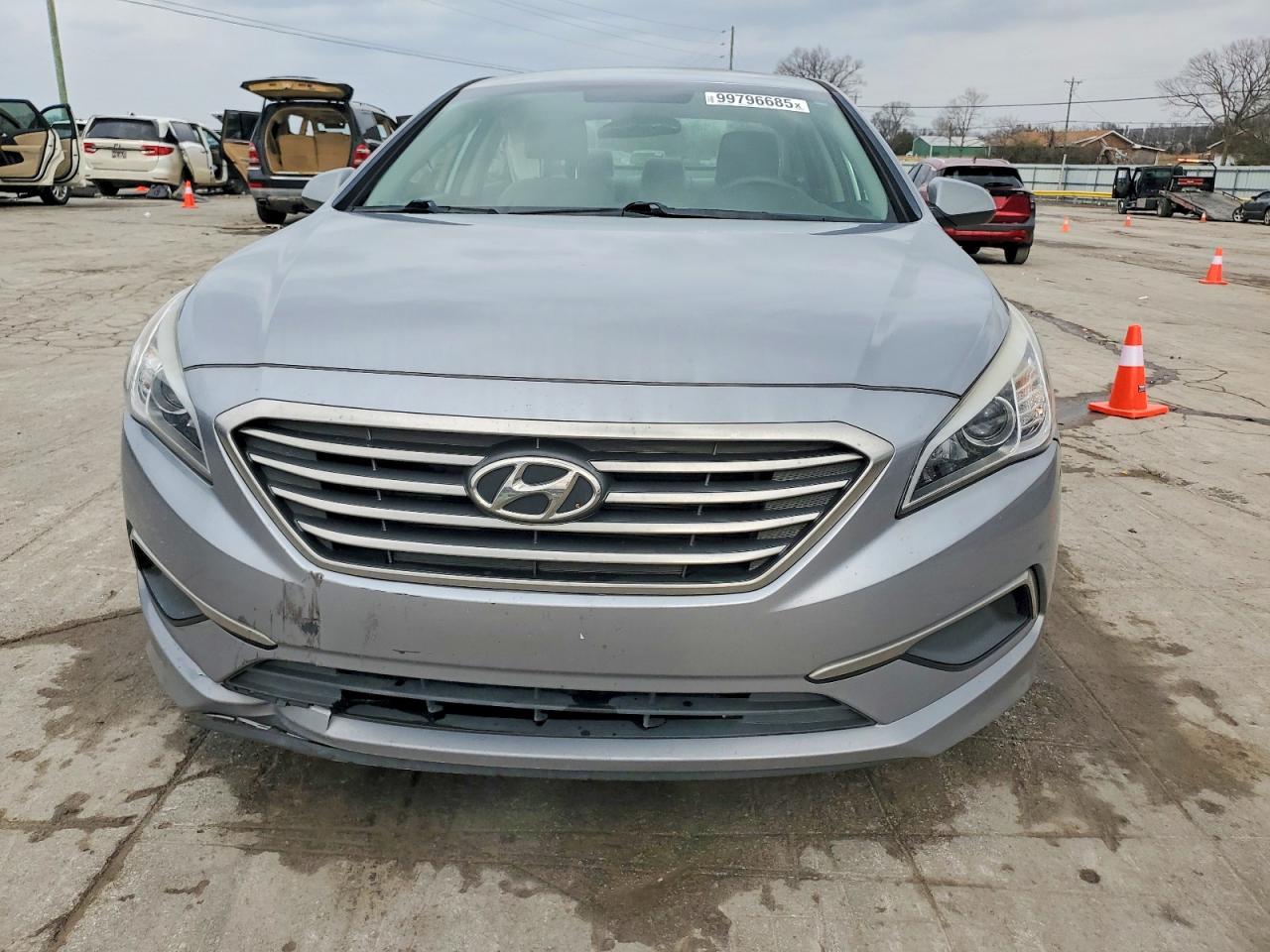 2017 HYUNDAI SONATA SE photo 5