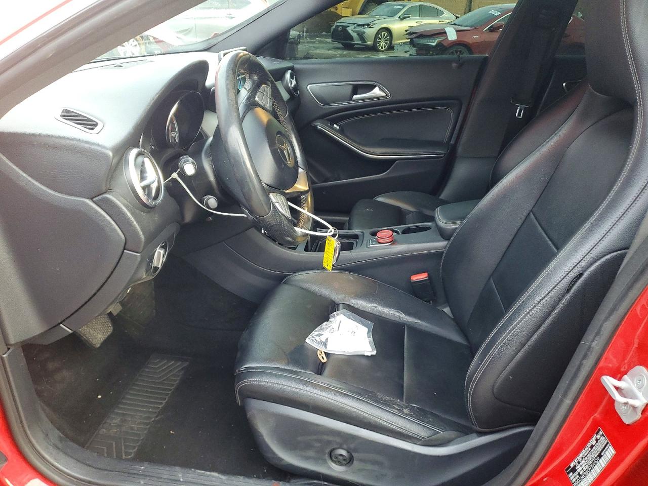 2016 MERCEDES-BENZ CLA 250 photo 13