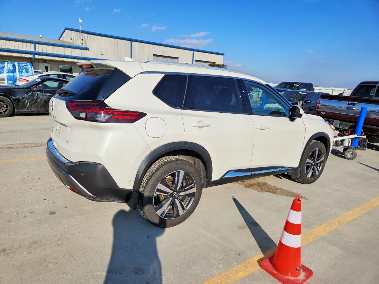 2023 NISSAN ROGUE SL photo 7