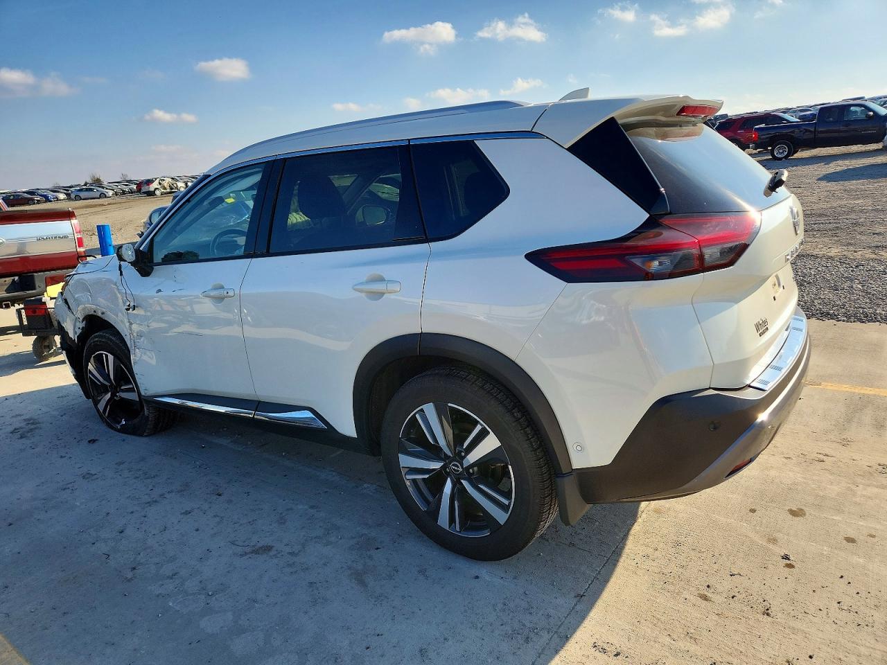 2023 NISSAN ROGUE SL photo 4