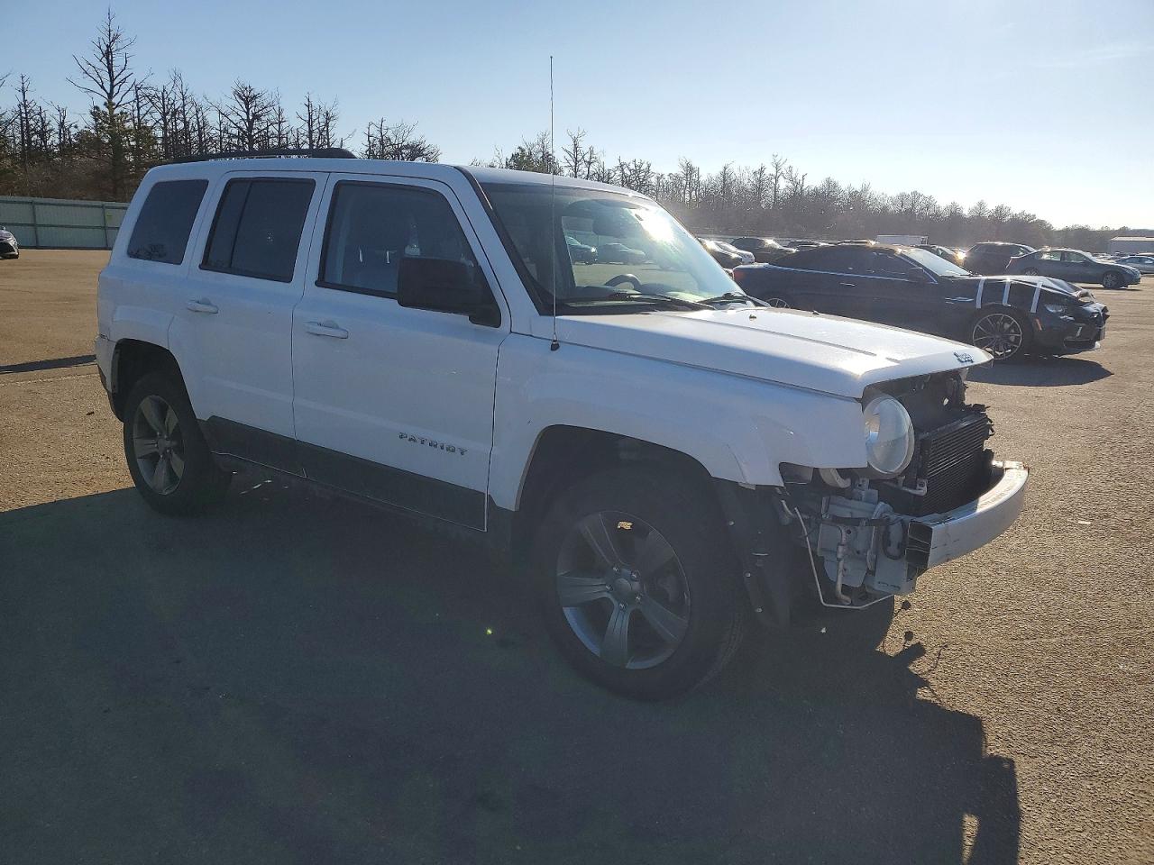 2015 JEEP PATRIOT LATITUDE photo 4