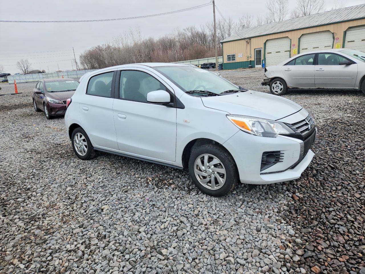2024 MITSUBISHI MIRAGE ES photo 4