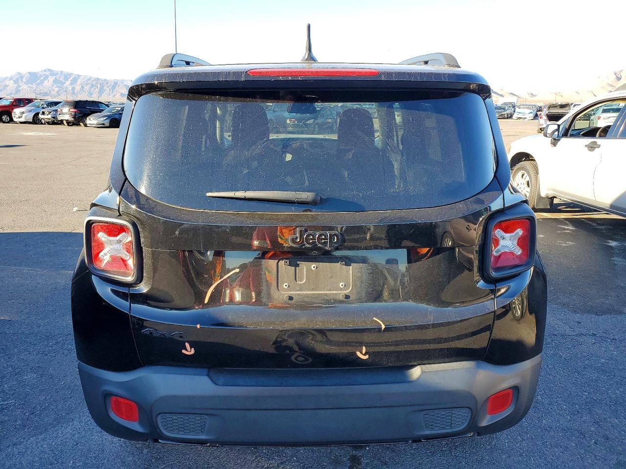 2017 JEEP RENEGADE LATITUDE photo 6